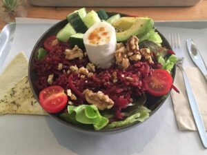 Best healthy restaurants Berlin vegetarian salads your area