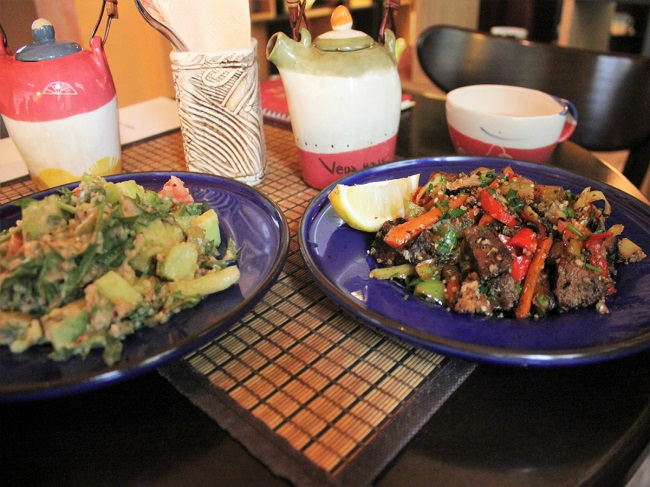 Best healthy restaurants Sofia vegetarian salads your area